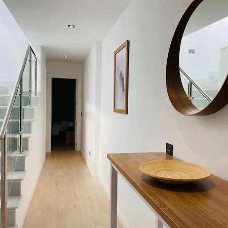 Apartment Atico Con Gran Terraza En El Centro A 50 Metros De La Playa *